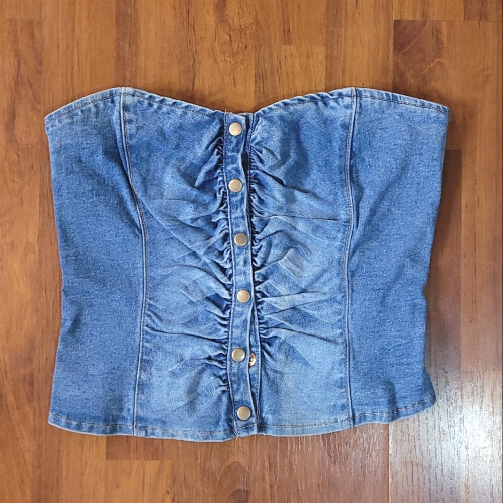 NWT Y2K Forever 21 Button Up Strapless Denim Crop Top in Size Medium